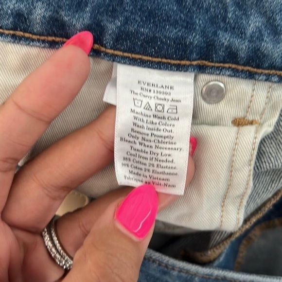 EVERLANE the curvy cheeky crop high-rise jeans - Picture 9 of 14